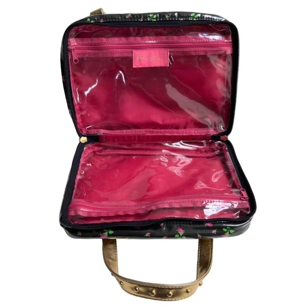 Betsey Johnson 2 Handle Cosmetic Make-Up Case LIKE NEW